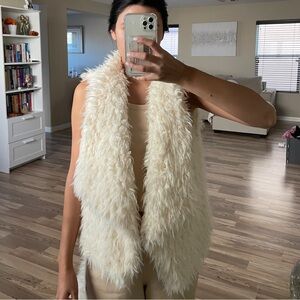 Faux Fur Sleeveless Jacket